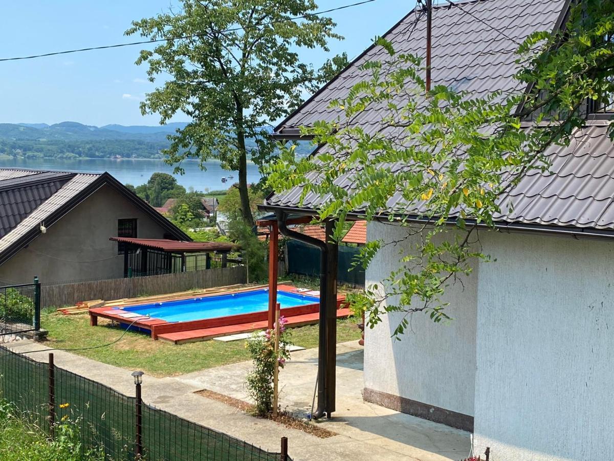 Asja Guest House Lukavac Exterior photo